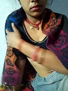 Snapshot of Amaya_Bajwa chatting on 02.11.25 Amaya Bajwa online show from 02.11.25