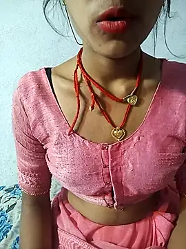 Snapshot of Amaya_Bajwa chatting on 02.13.25 Amaya Bajwa online show from 02.13.25