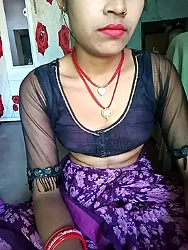 Snapshot of Amaya_Bajwa chatting on 02.14.25 Amaya Bajwa online show from 02.14.25