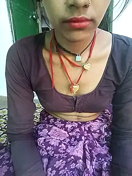 Snapshot of Amaya_Bajwa chatting on 03.22.25 Amaya Bajwa online show from 03.22.25