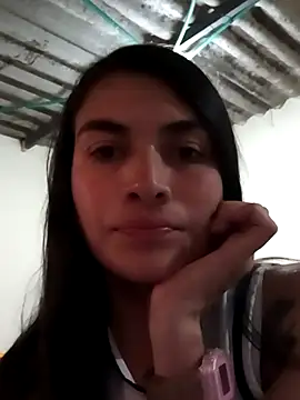 Snapshot of blue_and_whithe chatting on 04.07.26 blue and whithe online show from 04.07.26