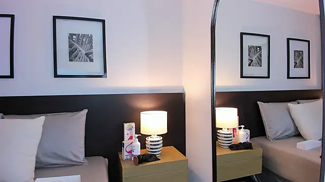 vi anaya online show from 02.17.26