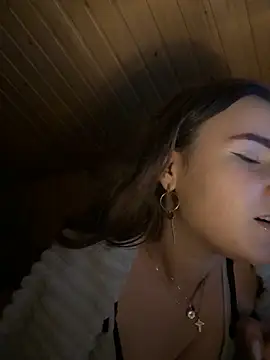 mewKate online show from 12.05.25