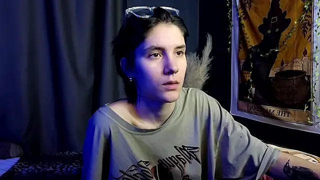 Snapshot of Hyeon_Jin chatting on 02.03.25 Hyeon Jin online show from 02.03.25