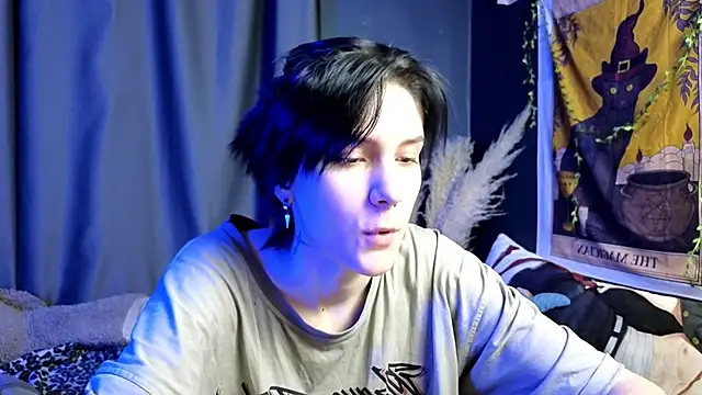 Snapshot of Hyeon_Jin chatting on 02.09.25 Hyeon Jin online show from 02.09.25