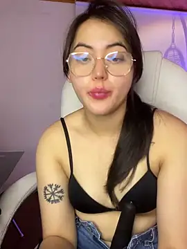 Snapshot of Camila_pinkk chatting on 05.12.26 Camila pinkk online show from 05.12.26