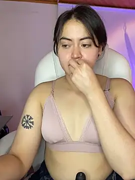 Snapshot of Camila_pinkk chatting on 05.23.26 Camila pinkk online show from 05.23.26