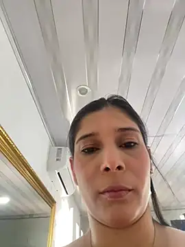 MilaRux online show from 01.12.25