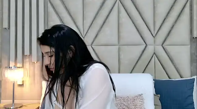 MilaRux online show from 01.29.25