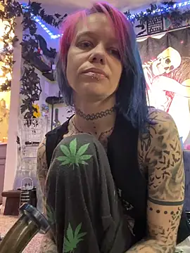 trashbrat online show from 04.26.26