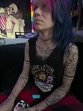 trashbrat online show from 06.17.26