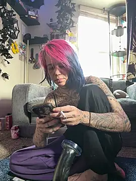 trashbrat online show from 06.24.26