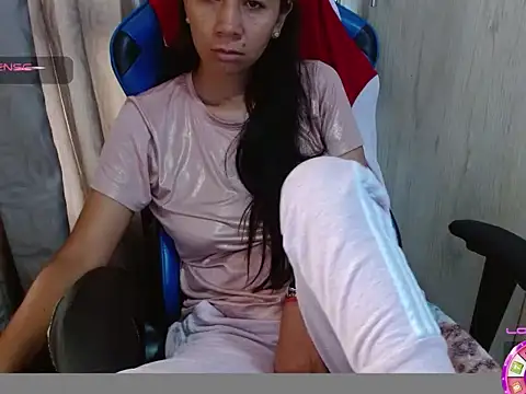 Danielagomez33 online show from 04.09.26