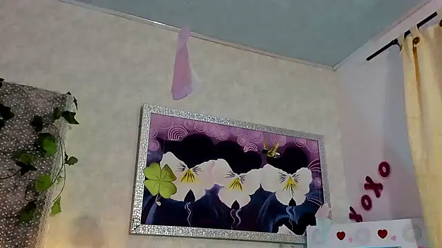 VeronicaOlson  online show from 03.16.25