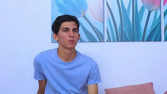 Ana and Leo online show from 11.22.25