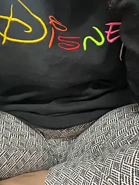 Red-Magic-25 online show from 11.16.25