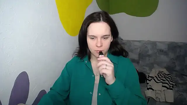 mini girly online show from 01.06.26