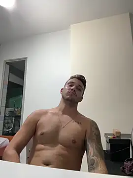 Snapshot of carvalhofelipe chatting on 03.17.25 carvalhofelipe online show from 03.17.25