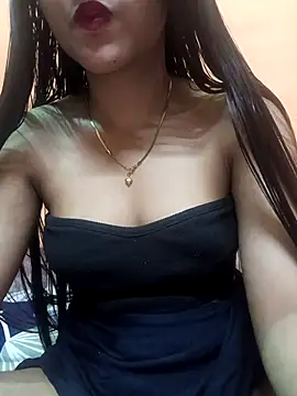 Snapshot of Eisha_20s chatting on 02.17.25 Eisha 20s online show from 02.17.25
