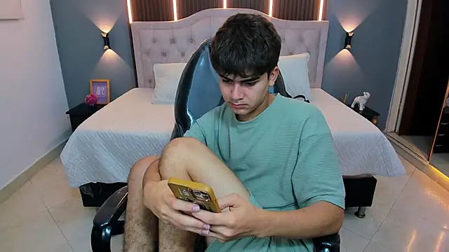 Tommy18   online show from 01.13.26