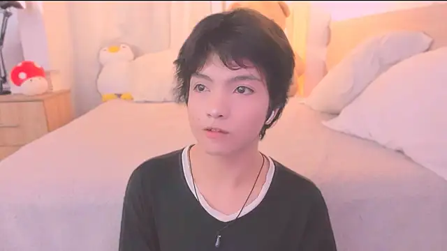 AllanYong18 online show from 02.11.26