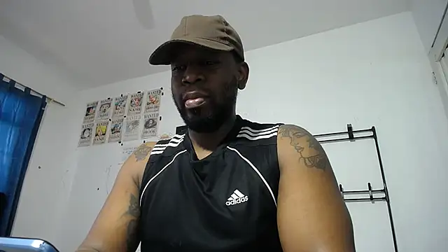 Snapshot of strong__anthony chatting on 05.24.26 strong anthony online show from 05.24.26