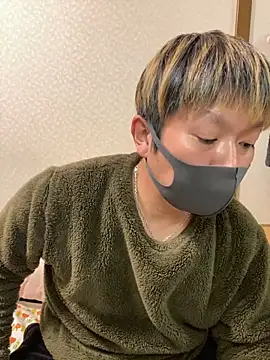 Snapshot of K0718 chatting on 02.07.25 K0718 online show from 02.07.25