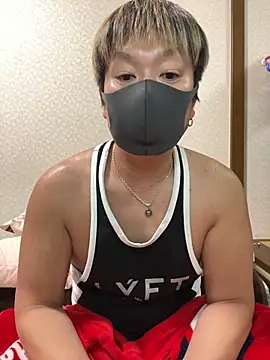 Snapshot of K0718 chatting on 02.08.25 K0718 online show from 02.08.25