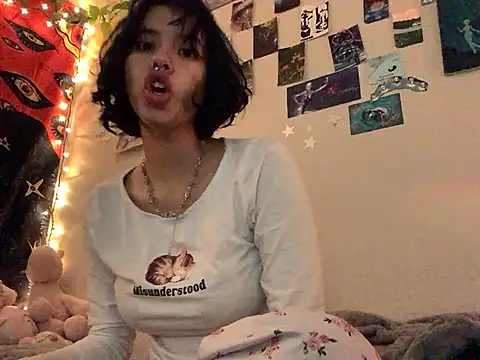 Rubyred2369 online show from 01.24.25