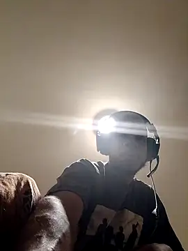 Snapshot of MrDaddyBbSnake chatting on 01.12.25 MrDaddyBbSnake online show from 01.12.25