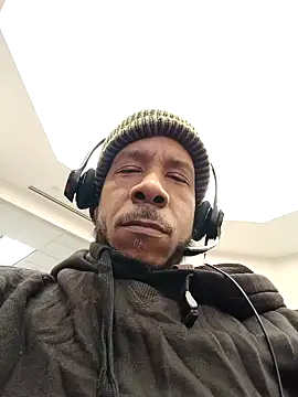 Snapshot of MrDaddyBbSnake chatting on 01.16.25 MrDaddyBbSnake online show from 01.16.25