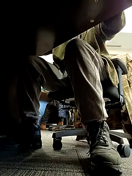 Snapshot of MrDaddyBbSnake chatting on 03.03.25 MrDaddyBbSnake online show from 03.03.25