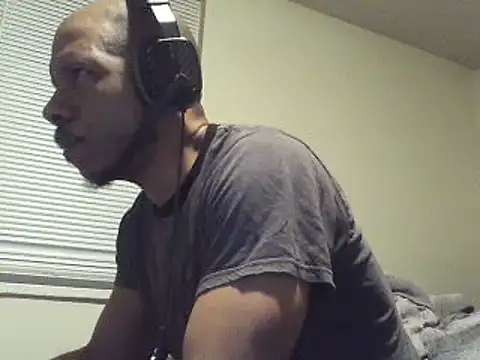 Snapshot of MrDaddyBbSnake chatting on 03.15.25 MrDaddyBbSnake online show from 03.15.25