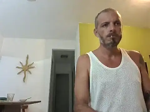 Snapshot of xtrppyx chatting on 03.09.25 xtrppyx online show from 03.09.25