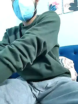 TOPMOON001 online show from 02.06.25