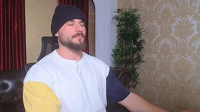 AdamJamesonn online show from 03.11.25