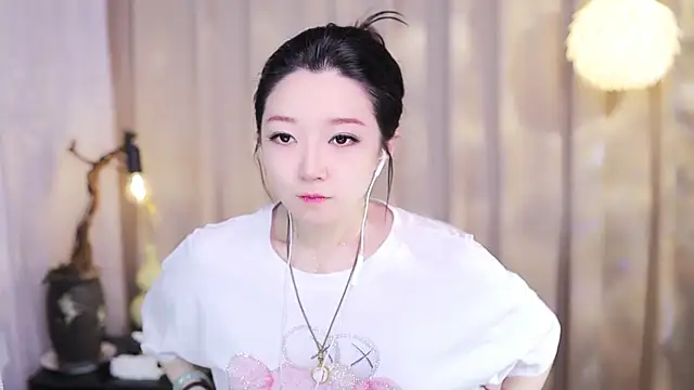 Zoe-99 online show from 12.21.25