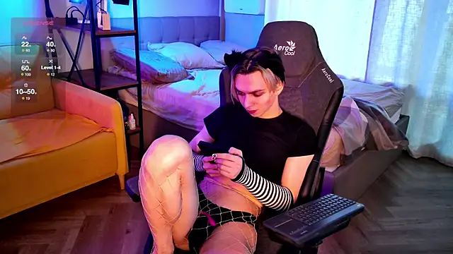 leon yuugen online show from 03.19.25