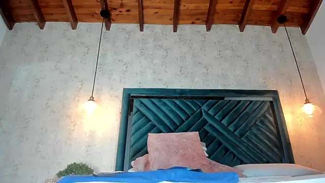 Marttina Ruiz online show from 02.28.25