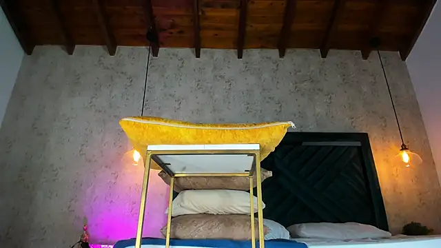 Marttina Ruiz online show from 12.16.25