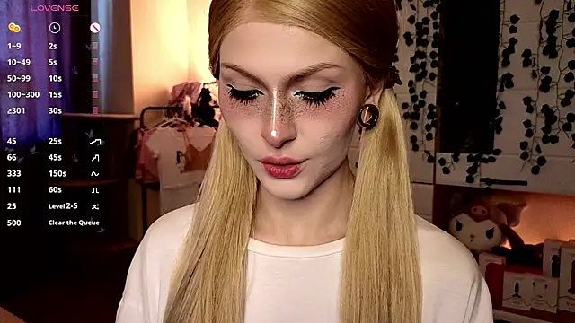 Emily  Mooree online show from 10.09.25