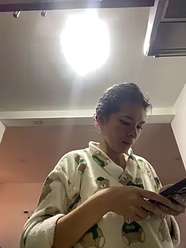 Aleska Miami online show from 04.15.26