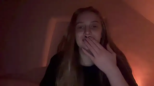 Ella-82 online show from 11.10.25