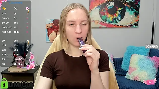 Snapshot of BeautyBlondy chatting on 05.22.26 BeautyBlondy online show from 05.22.26