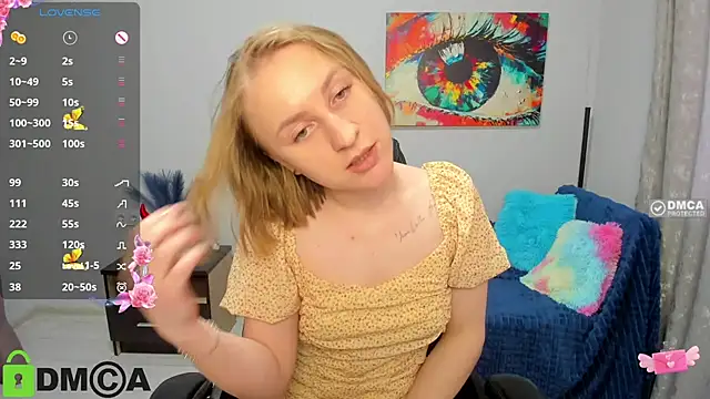 Snapshot of BeautyBlondy chatting on 05.25.26 BeautyBlondy online show from 05.25.26