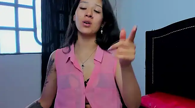 Snapshot of Cleo_Hott chatting on 02.21.25 Cleo Hott online show from 02.21.25