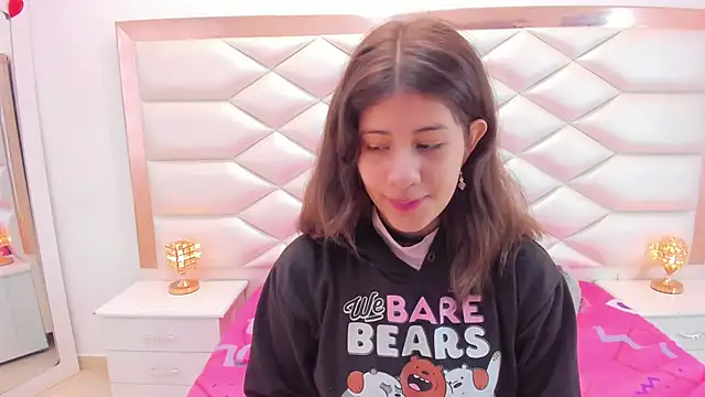 MiaQueen021 online show from 03.11.25