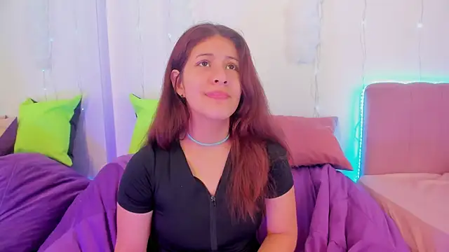 MiaQueen021 online show from 10.07.25