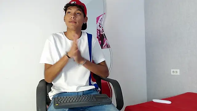 kyam adams online show from 02.03.25