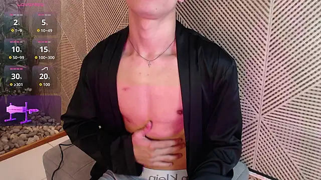 Snapshot of tim__fox chatting on 03.08.26 tim fox online show from 03.08.26